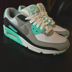 Nike Airmax 90s Turqoise Size 6